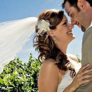 Wedding Hairstyles with Veil and Flower