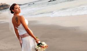 Corset Wedding Dresses Beach Pictures