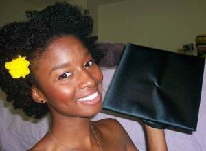 Natural Hairstyles for Graduation Cap