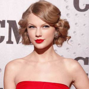 Short Vintage Hairstyles for Weddings