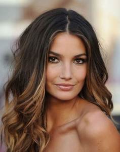 Chocolate Brown Hair with Lowlights